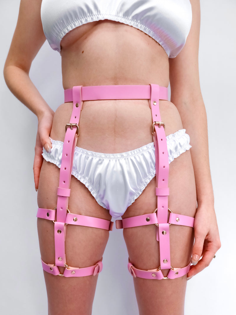 OLD SIZE MADDY LEG HARNESS
